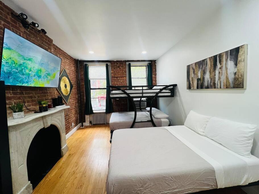 The Empire At Times Square Apartment *